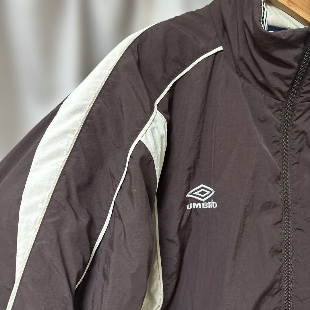 UMBRO ブラウン ナイロンジャケット サッカークラブロゴ付き