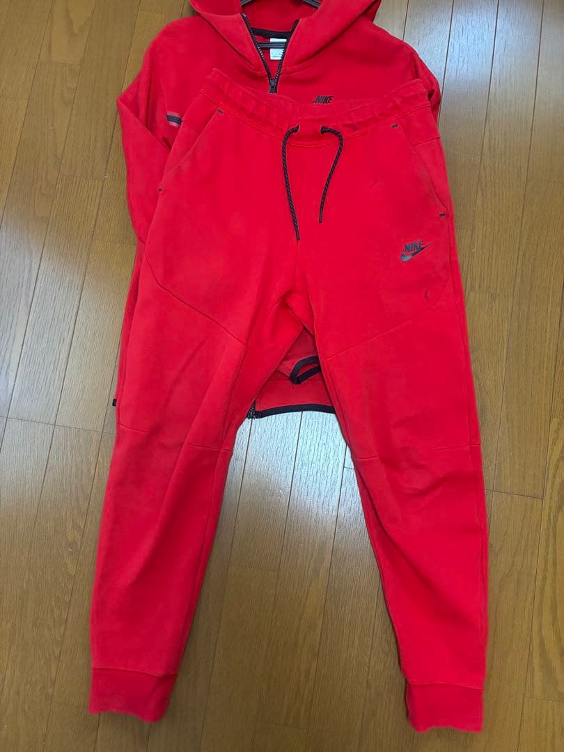 海外限定❗️Nike Tech Fleece S テックフリースレッド 上下セット