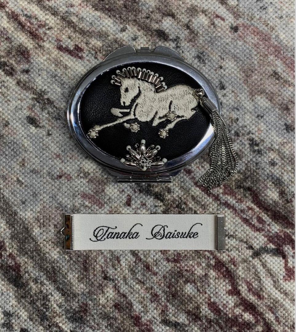 メイク道具・化粧小物 tanakadaisuke White horse compact mirror