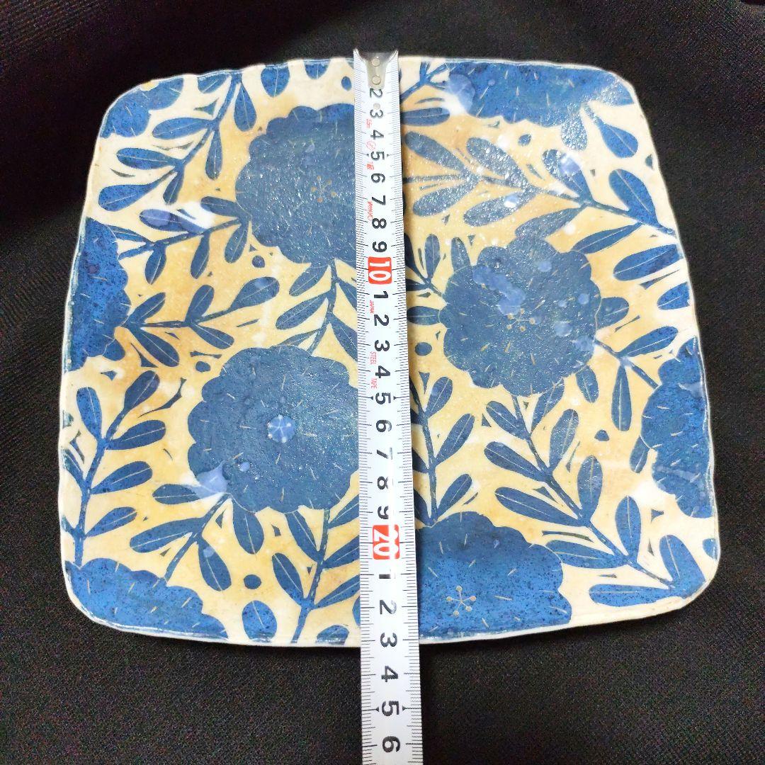 鹿児島睦さん　正方形　お皿