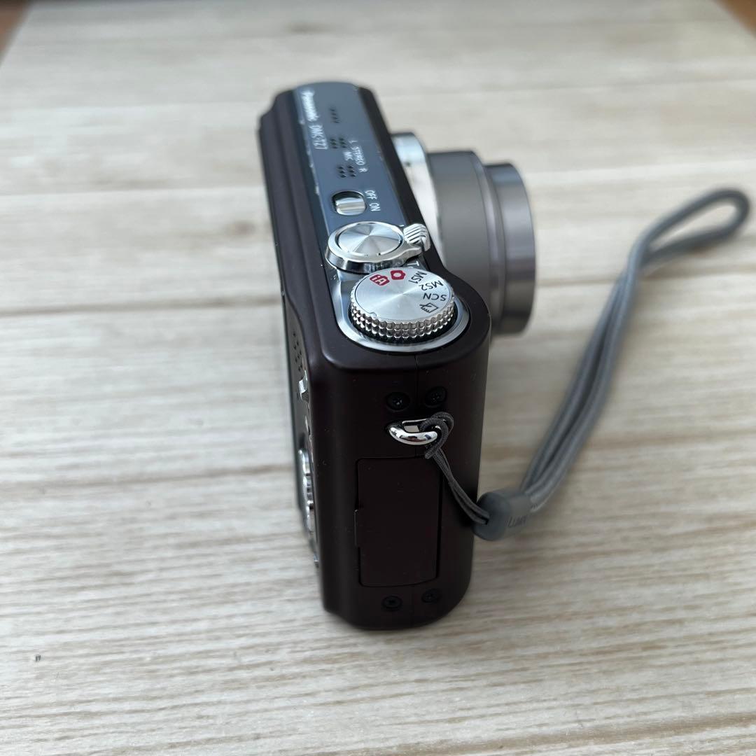 Panasonic LUMIX DMC-TZ7 デジタルカメラ オマケ付き