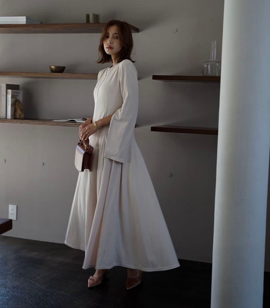 ワンピース MARQUE Front Zip Flare One-piece