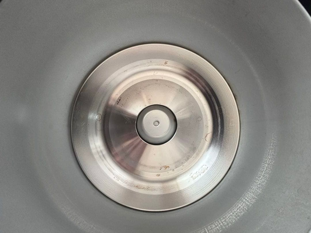 シャープ ヘルシオ ホットクック KN-HW24F−W 2021年製