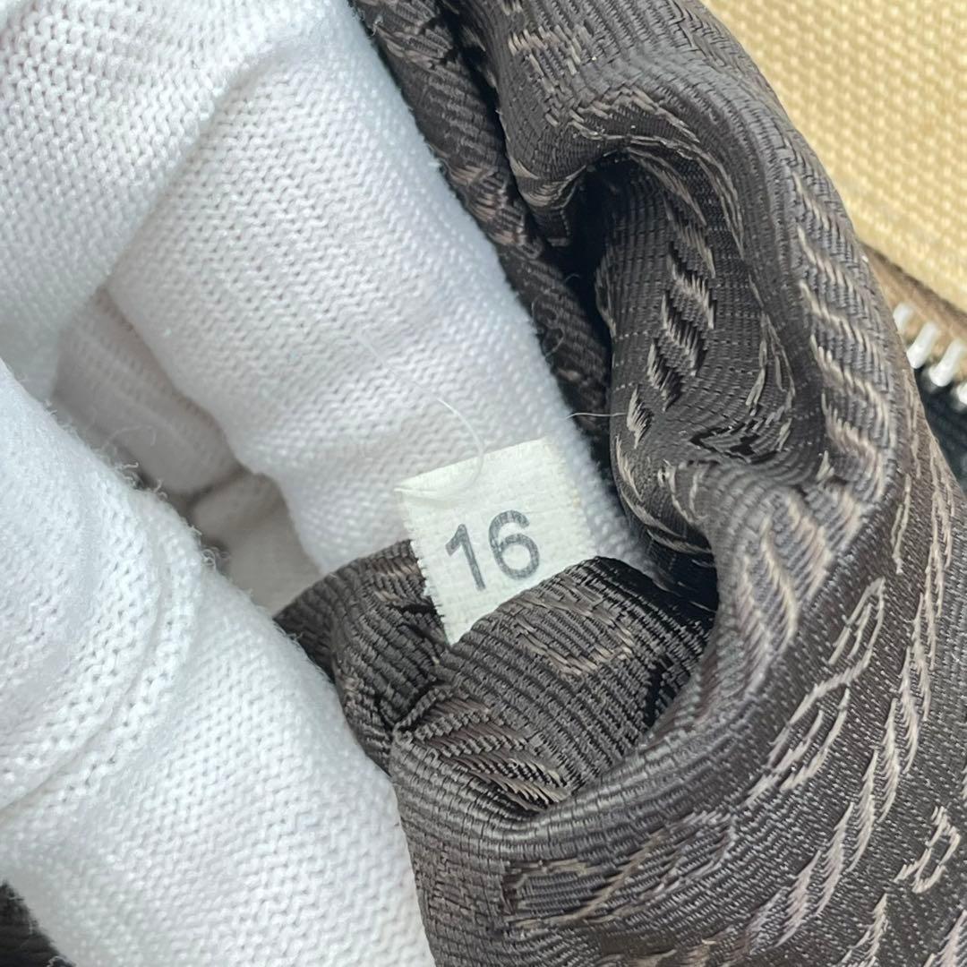 プラダ ボストンバッグ ショルダーバッグ 2way 三角ロゴ チャーム付 大容量