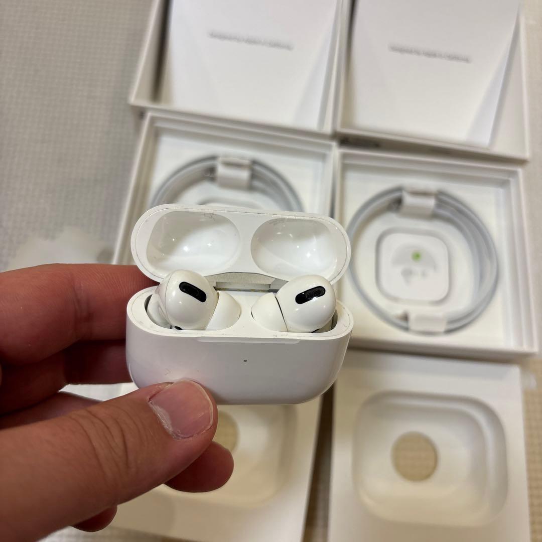 AirPods Pro2 第2世代　ワイヤレス　箱もう一つおまけ