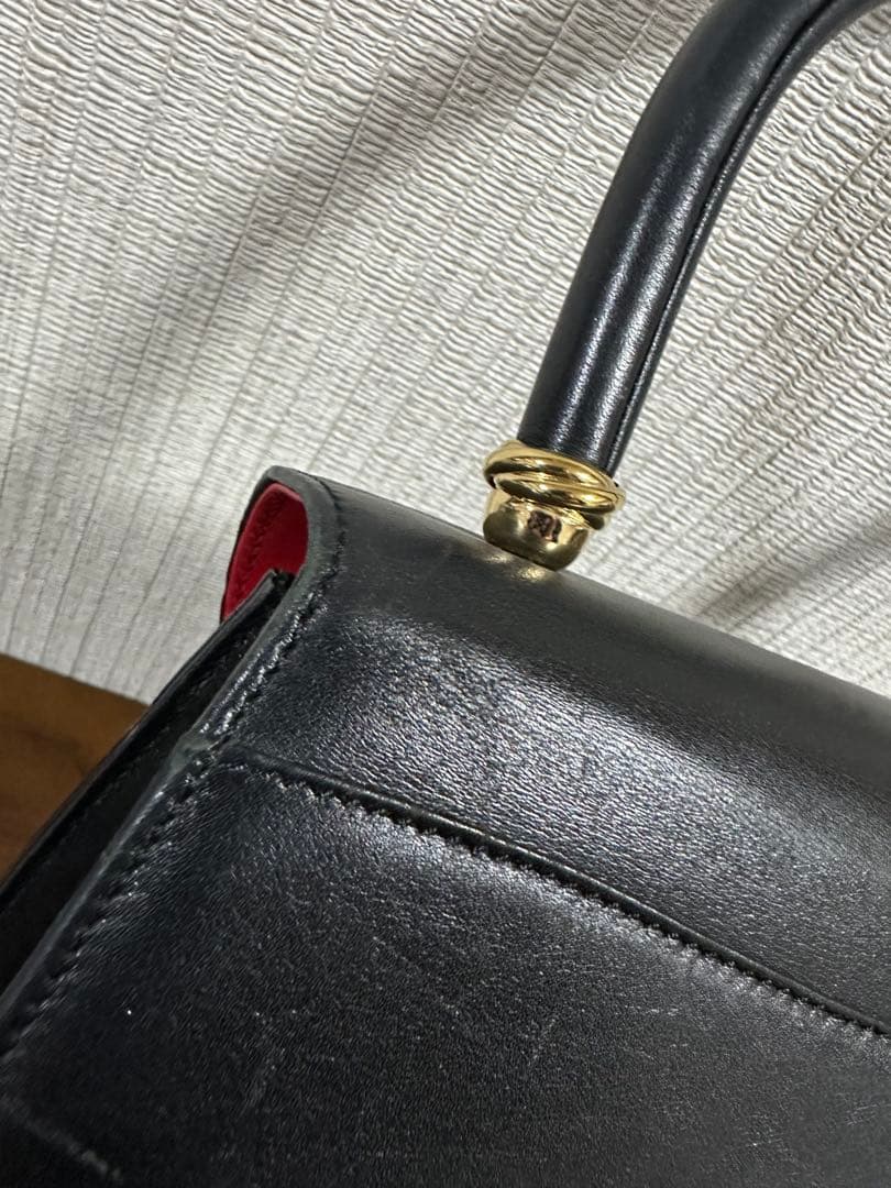 P*e様 カルティエ　Cartier 小物入れ付き　ハンドバッグ