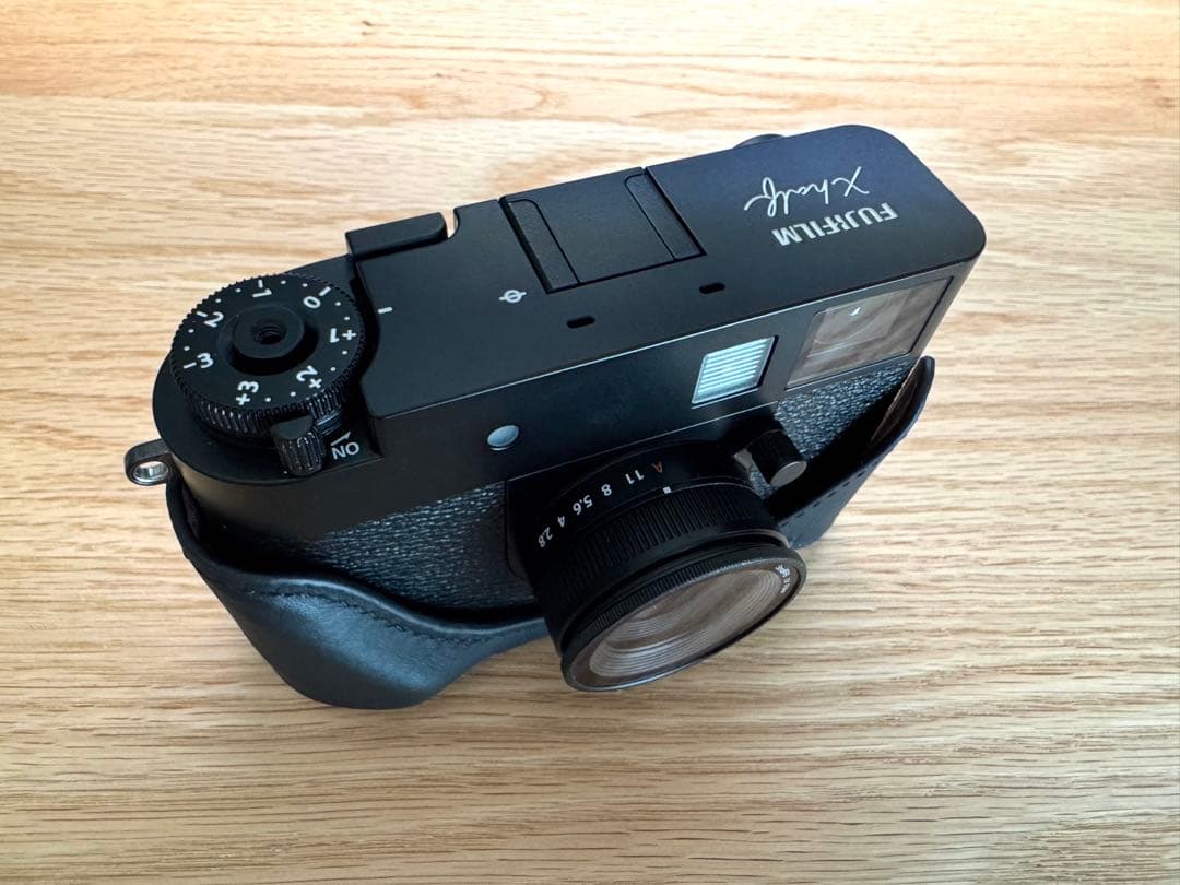 美品 Fujifilm X half ブラック X-HF1 【おまけ付き】