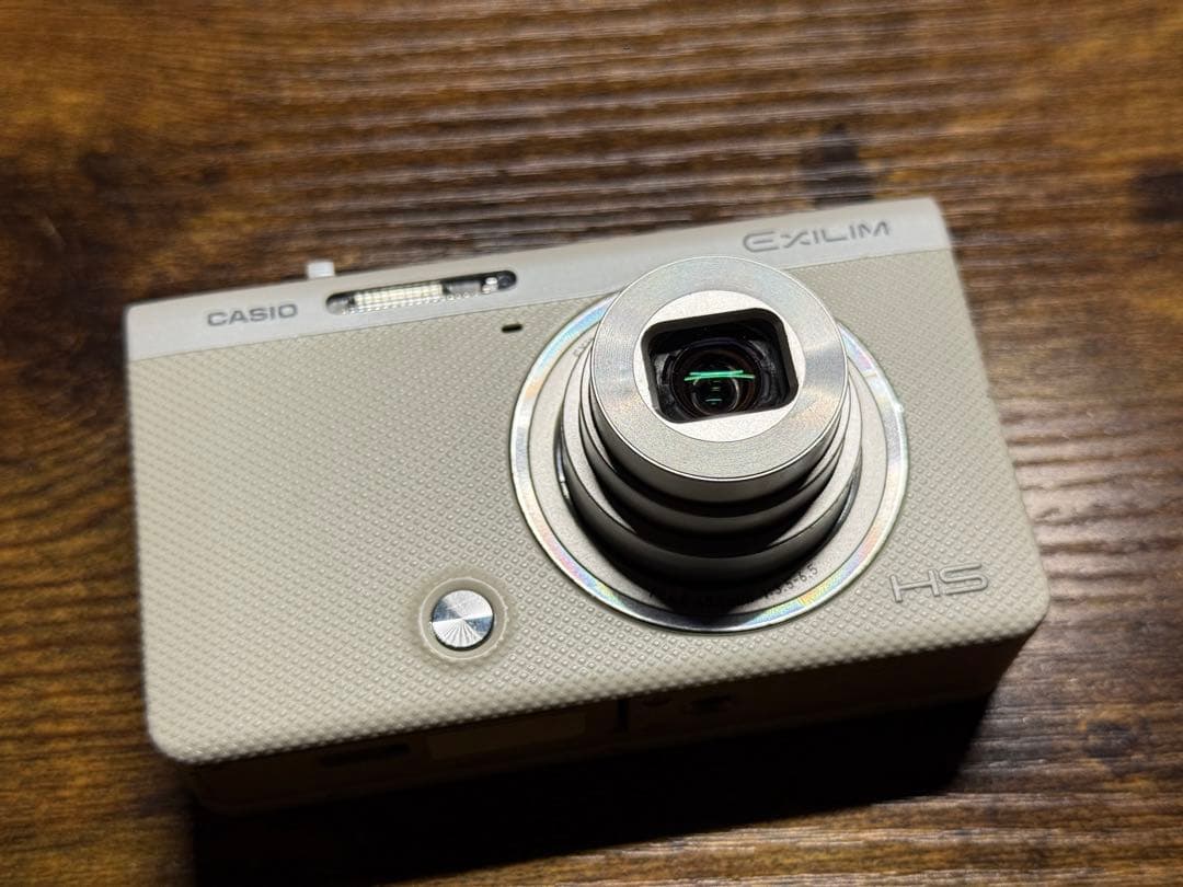 デジタルカメラ CASIO EXILIM HS EX-ZR50