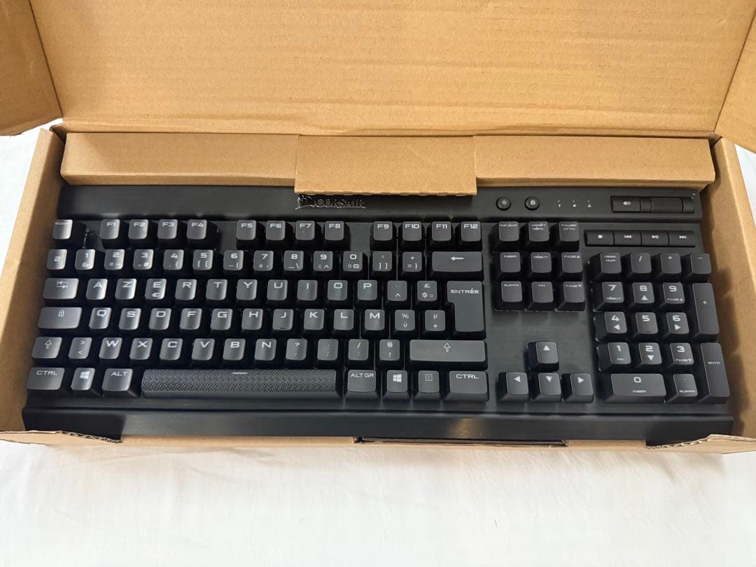キーボード Corsair K70 RGB Rapidfire FR AZERTY