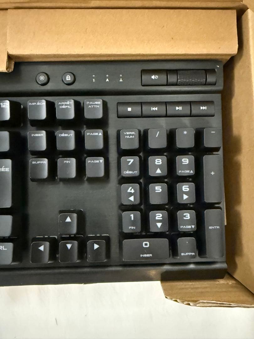 キーボード Corsair K70 RGB Rapidfire FR AZERTY