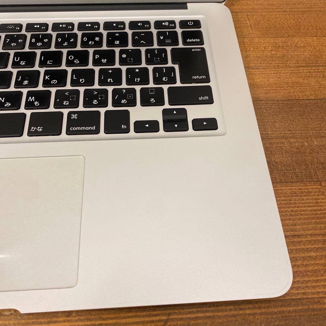 ま*ん様 MacBook Air シルバー 2015年モデル バッテリー交換要