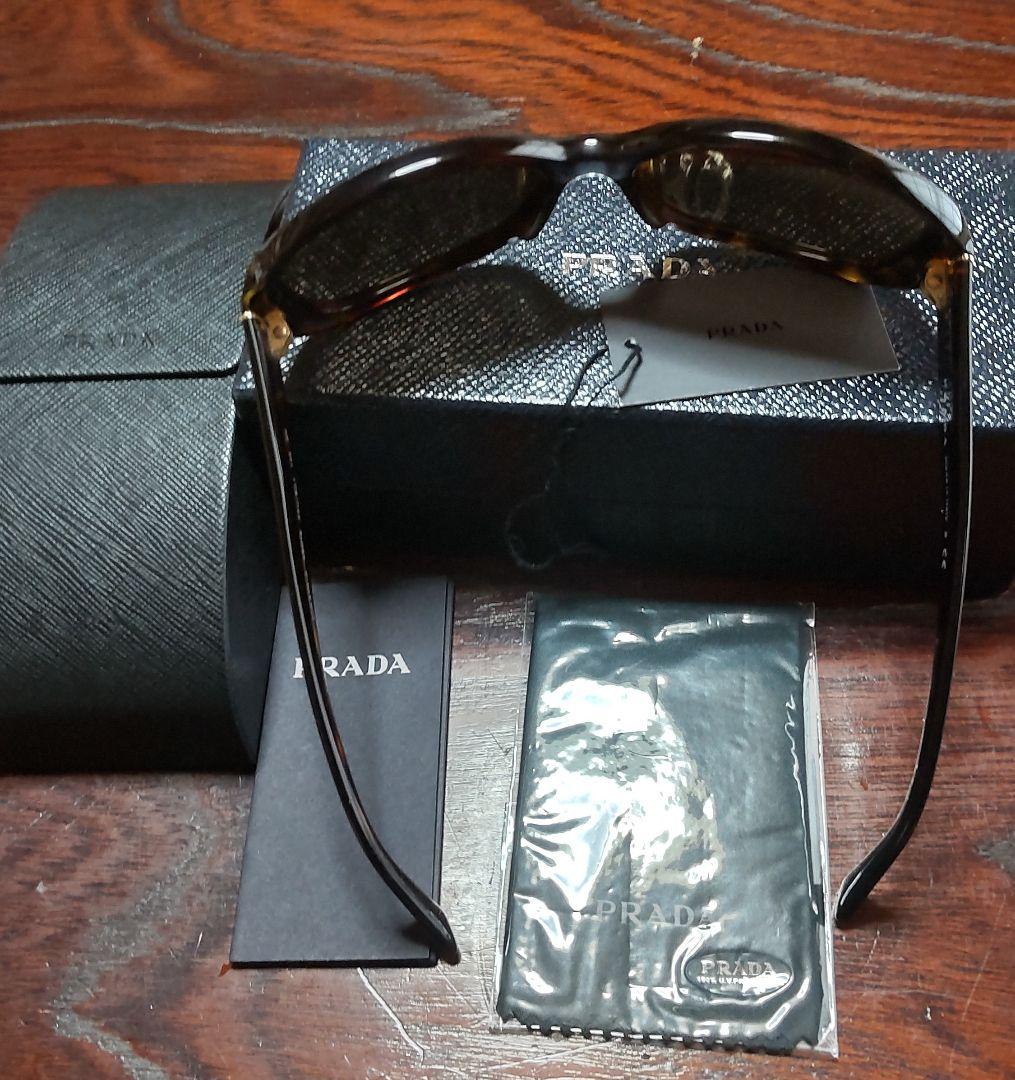 PRADA ラウンド型 サングラスべっ甲柄 細身∶未使用に近い美品✨