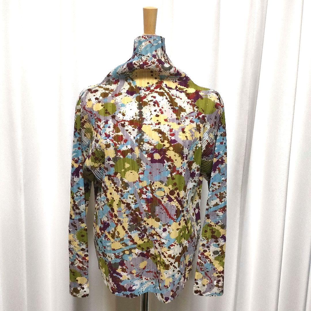 【美品】プリーツプリーズ イッセイミヤケ 総柄 タートル プルオーバー