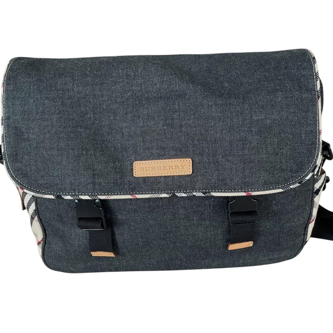 美品 BURBERRY メッセンジャーバッグ ショルダーバッグ ノバチェック