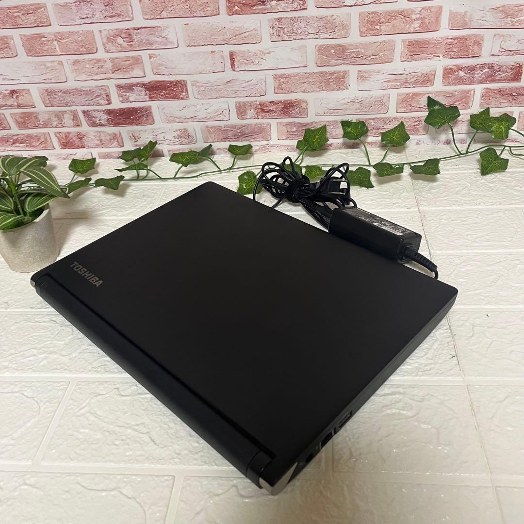 ★中古SSD128GB メモリ8GB★R73/D カメラ　ノートパソコン352