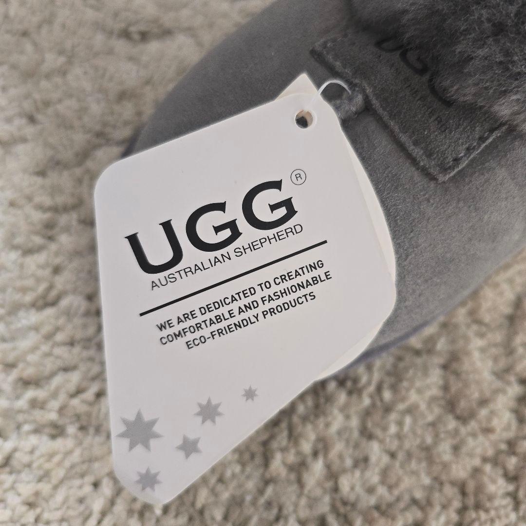 新品未使用●UGG コケット　スリッポン　オーストリアUGG