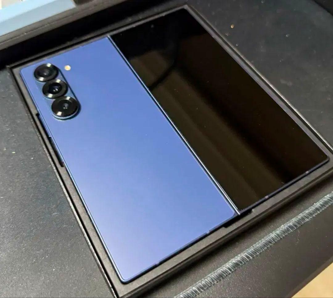 美品｜Android Galaxy Z Fold 6｜256gb ケース付き