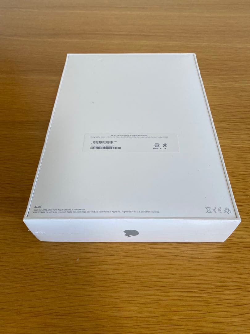 iPad 第6世代 本体 未開封　iPad本体　新品