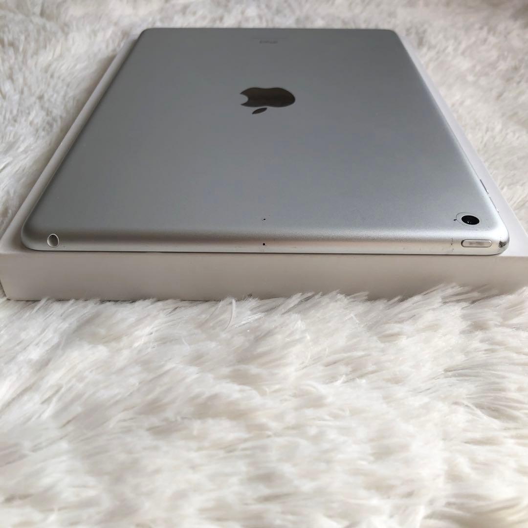 【年始割】iPad 第9世代 256GB 【すぐ発送】