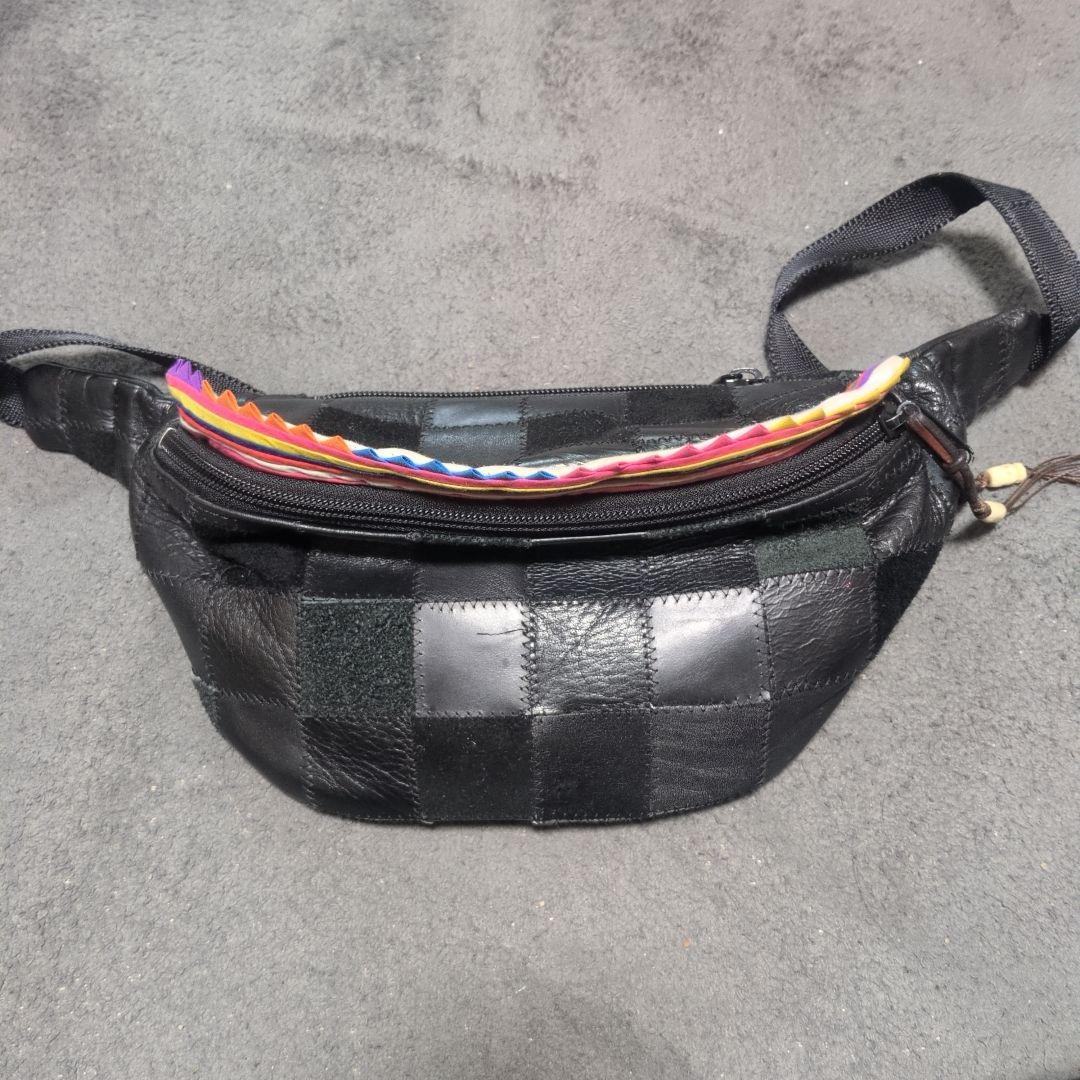 nada.ウエストバッグ　レザー