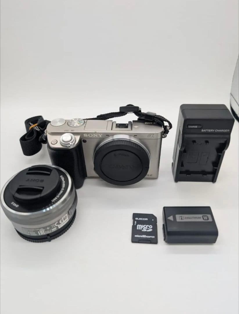 SONY α6000+16-50mm　一眼レフカメラ