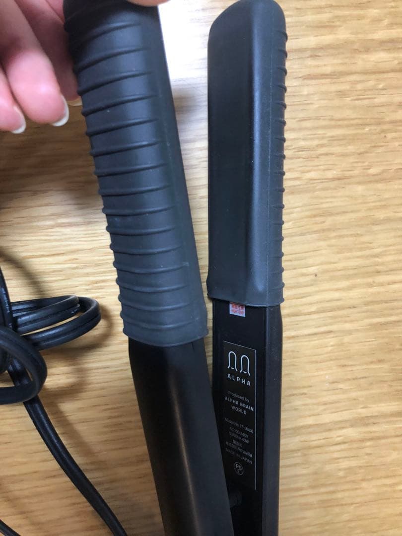 美品　ストレートヘアアイロン　EVERON エヴァロン　日本製　髪に優しい