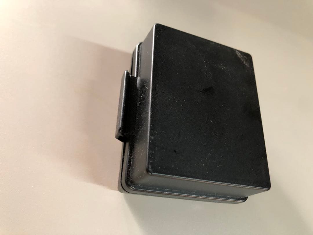 GPS 発信機 発信器 trackimo トラッキモ 浮気調査