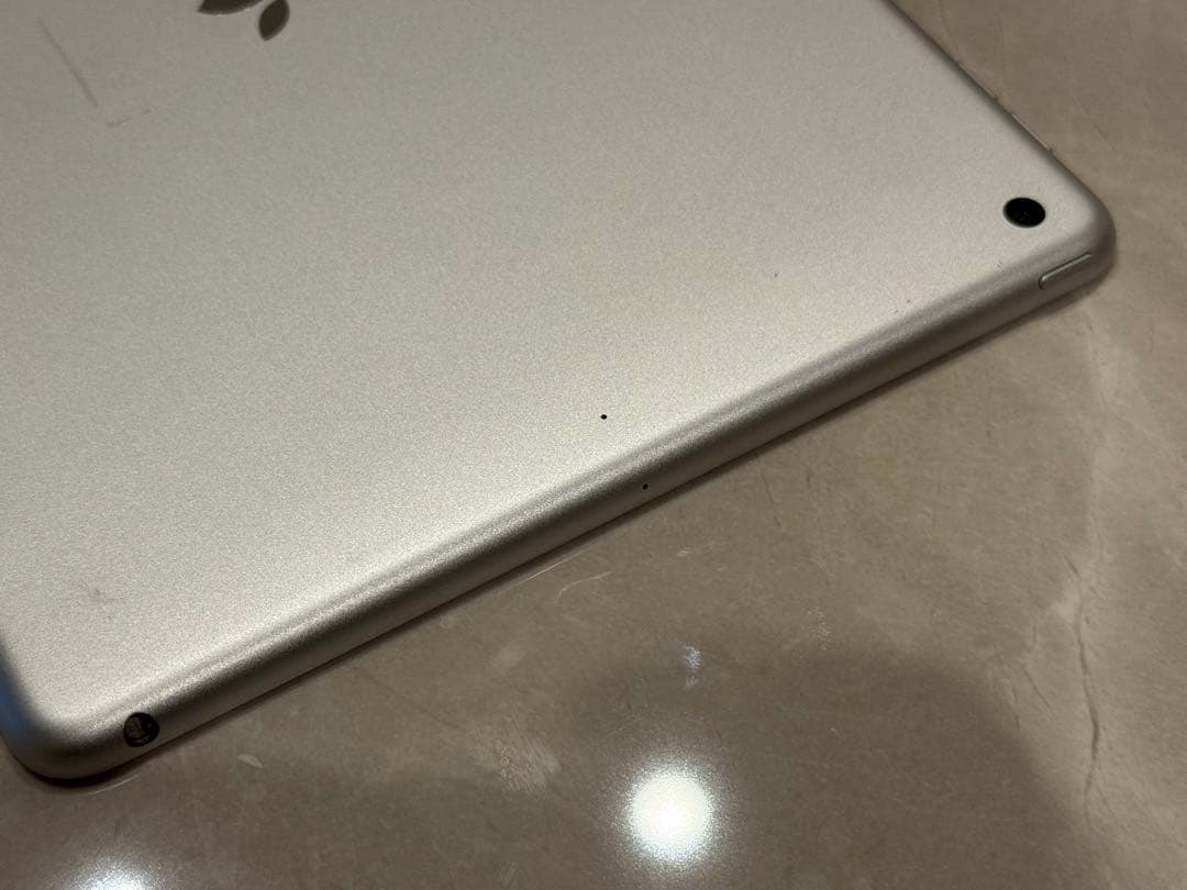 iPad7第7世代32GB WIFIモデル