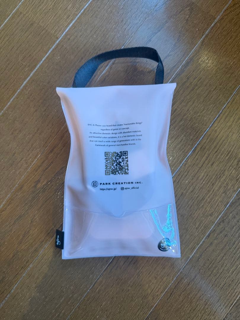 ajew iphone 16pro ケース ストラップ付き 新品未使用 ブラウン