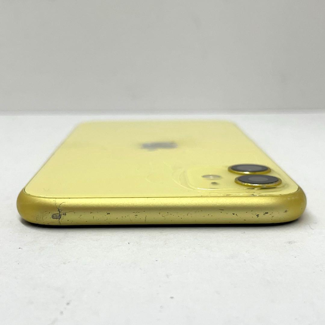 Apple iPhone11 128GB イエロー au 背面割れジャンク品