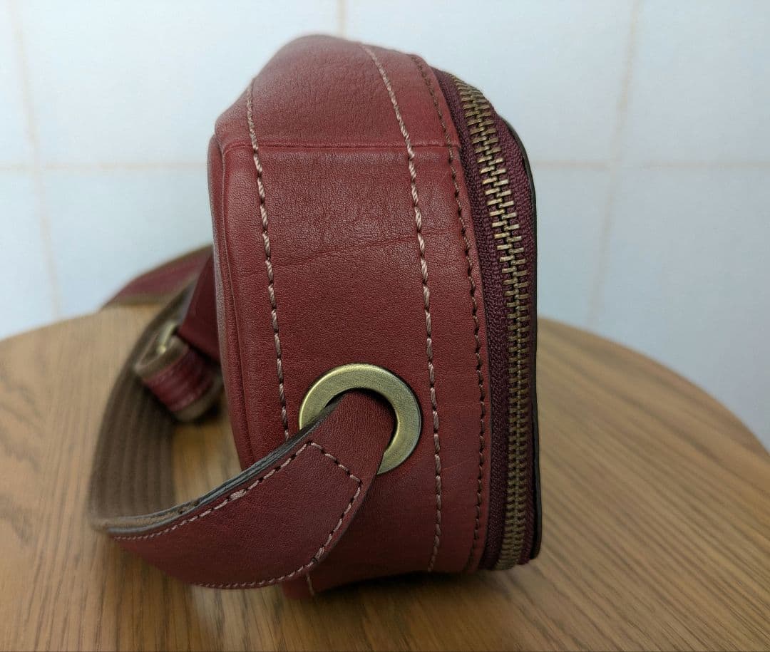 土屋鞄 トーンオイルヌメ ボディーバッグボディーポシェットボルドー