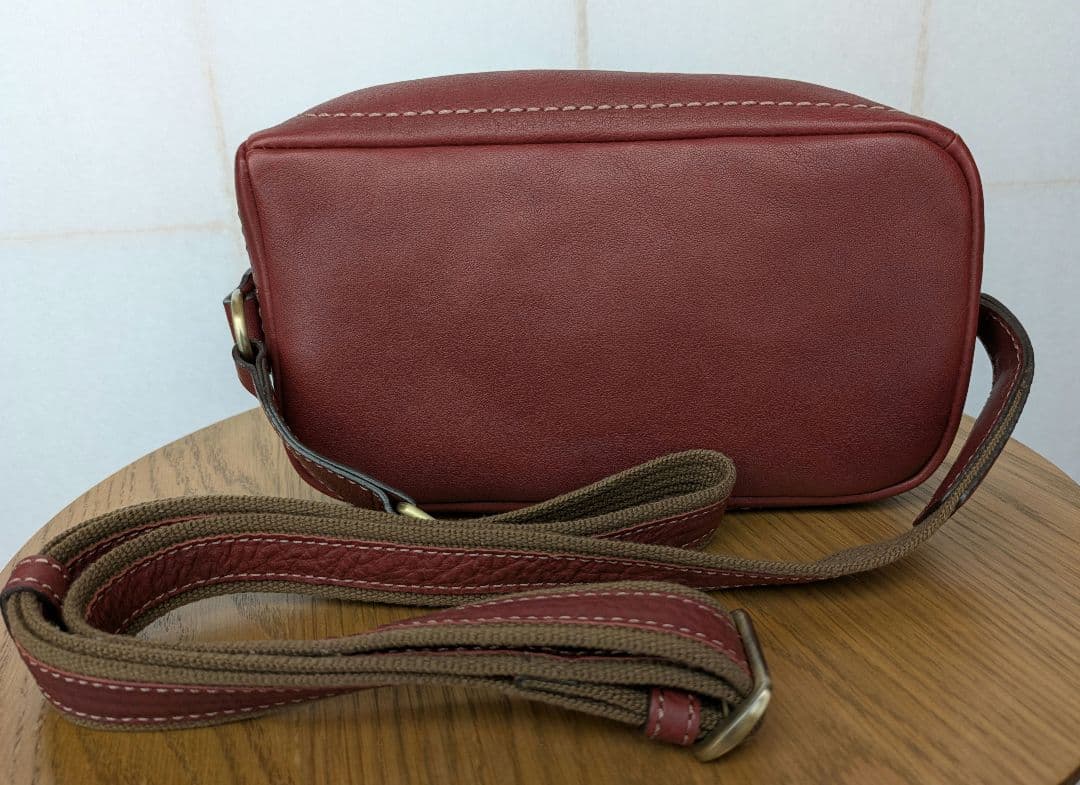 土屋鞄 トーンオイルヌメ ボディーバッグボディーポシェットボルドー