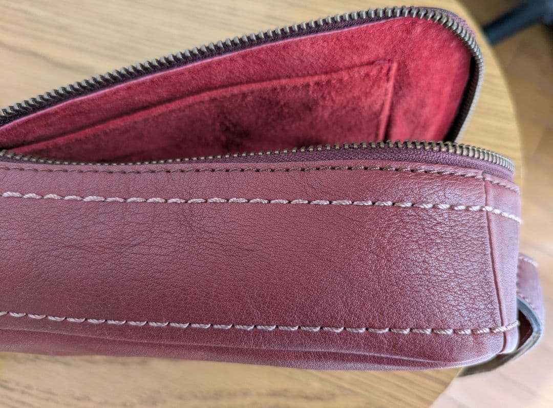 土屋鞄 トーンオイルヌメ ボディーバッグボディーポシェットボルドー