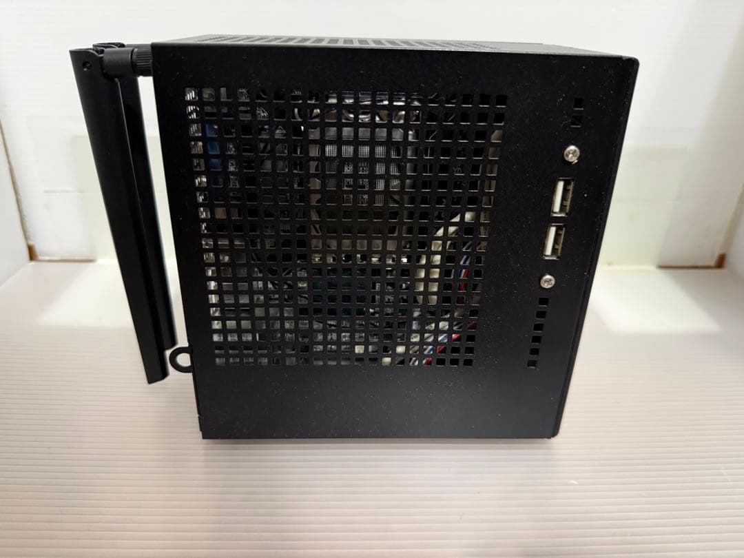 動作確認済 Deskmini B660 メモリ8GB,USB,Wi-Fi増設済