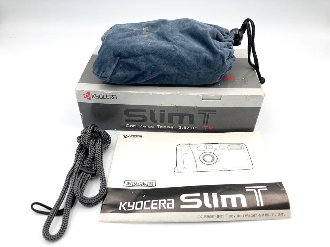 【動作品】KYOCERA SLIM-T　コンパクトカメラ　動作確認済み　C36