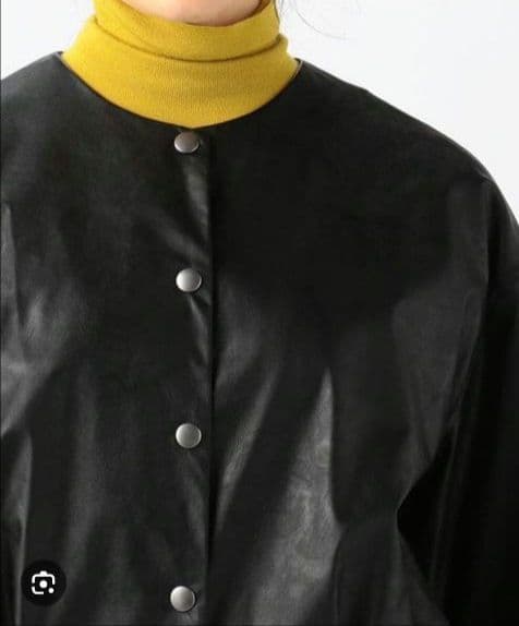 金子綾×TOMORROWLAND ウェットフェイクレザー パフスリーブブルゾン