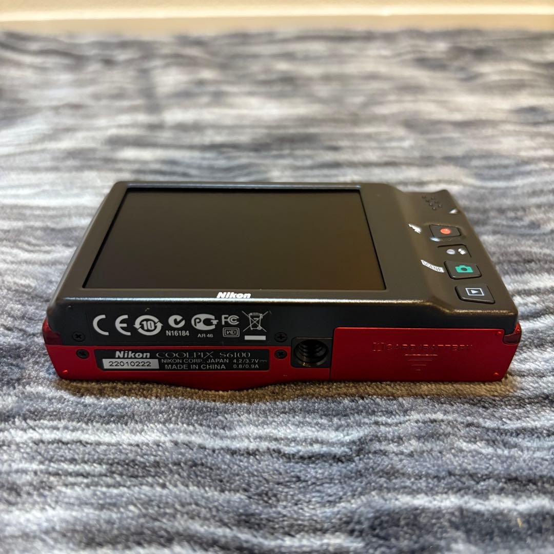 【極美品】Nikon COOLPIX S6100 デジタルカメラ　付属品完備