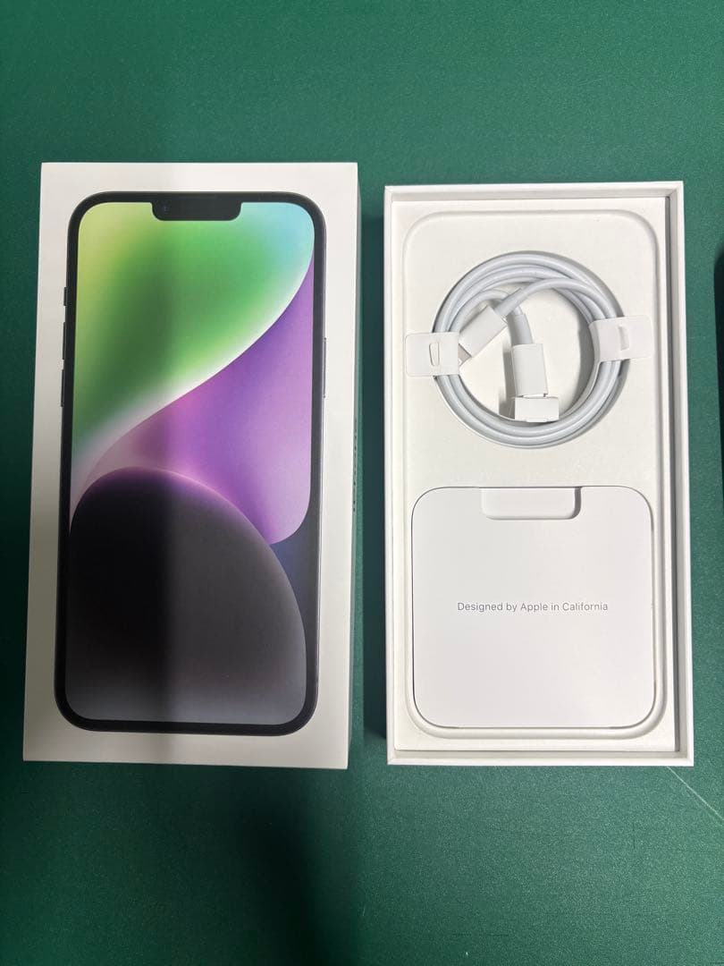 iPhone 14 Plus 128GB ミッドナイト