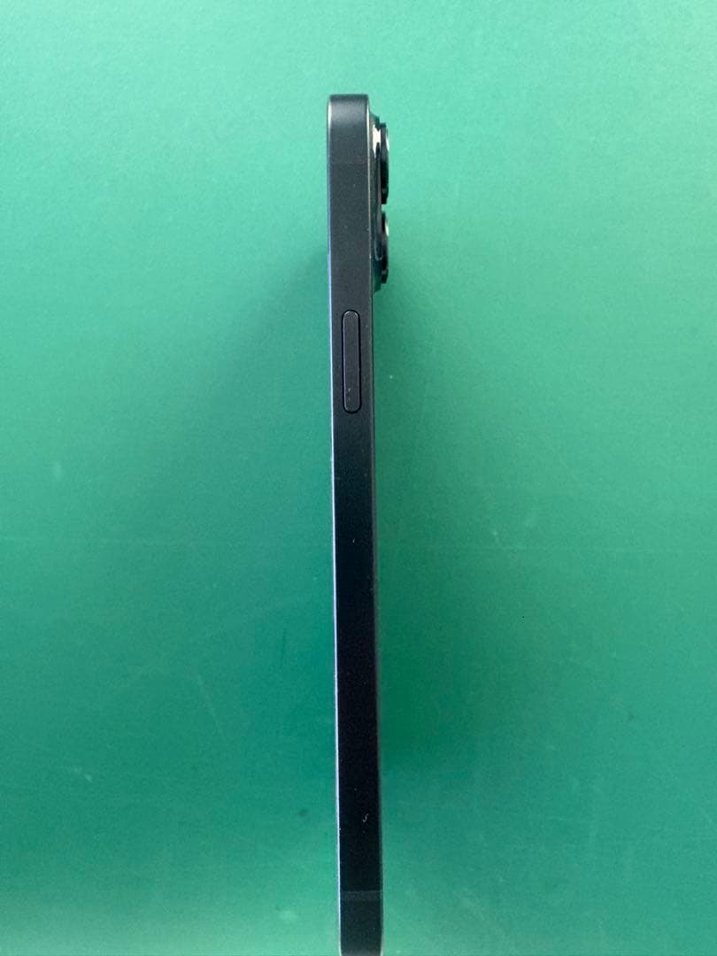 iPhone 14 Plus 128GB ミッドナイト