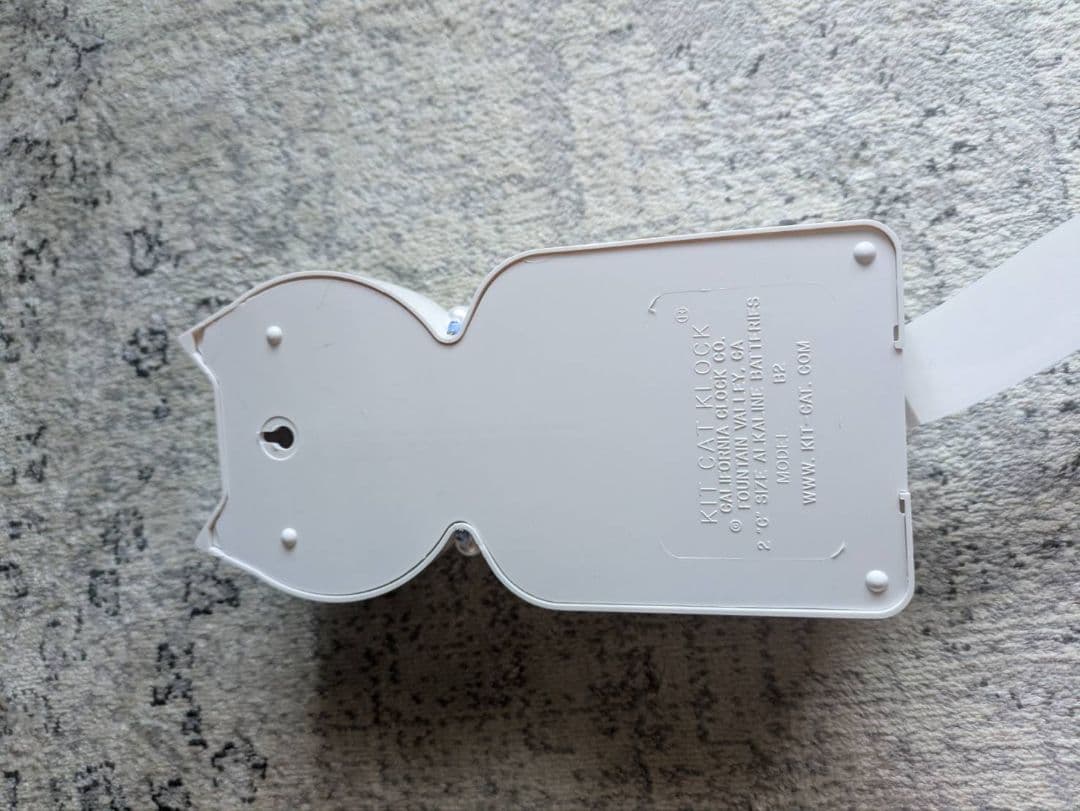 レディキットキャットクロック WH　kit-cat 壁掛け　時計