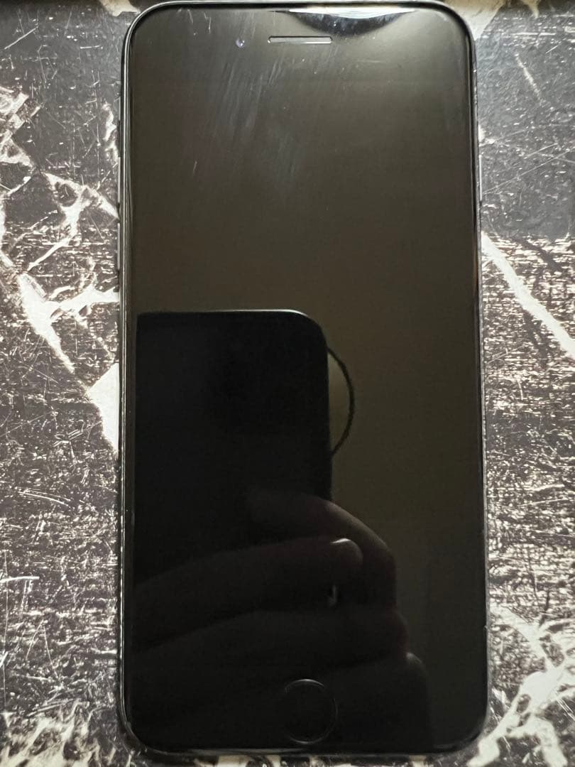 Apple iPhone 8 ブラック 本体のみ