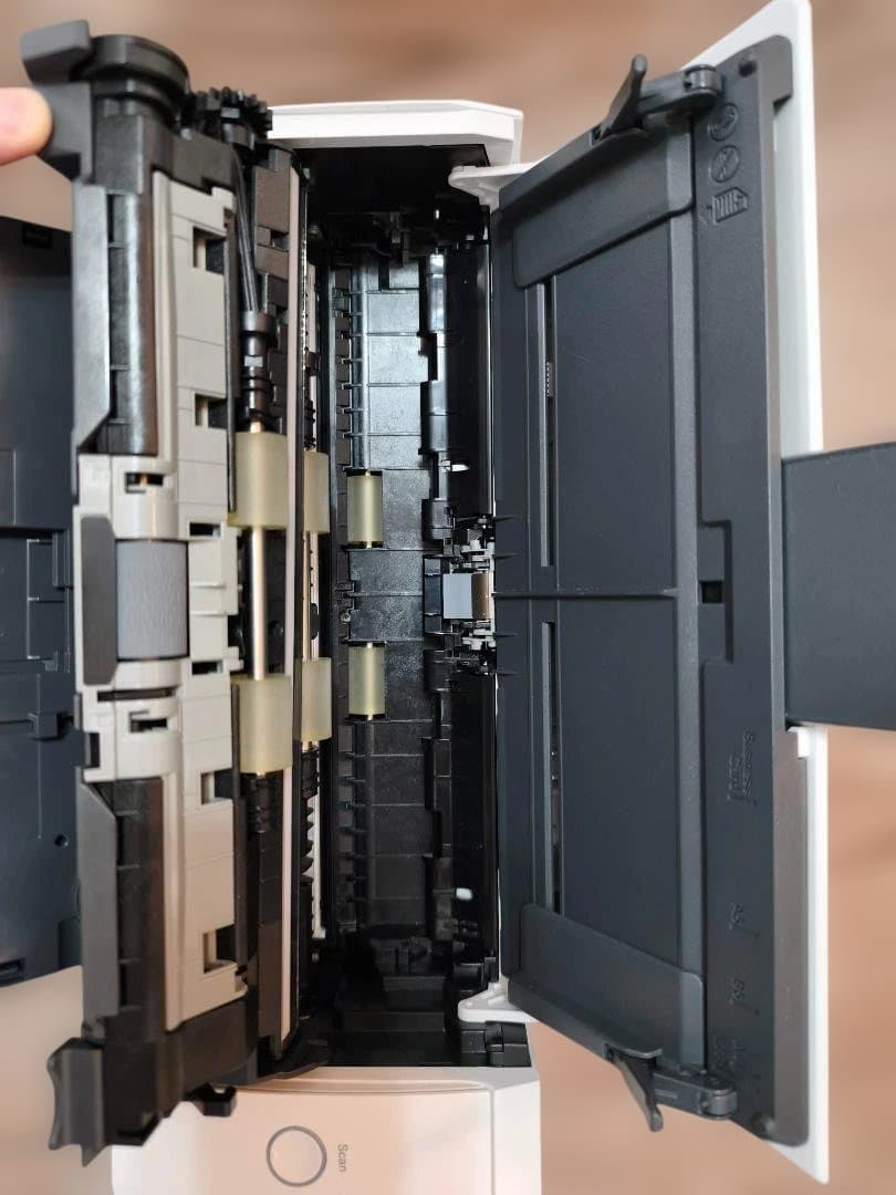 ScanSnap iX1300（FI-IX1300A）ホワイト