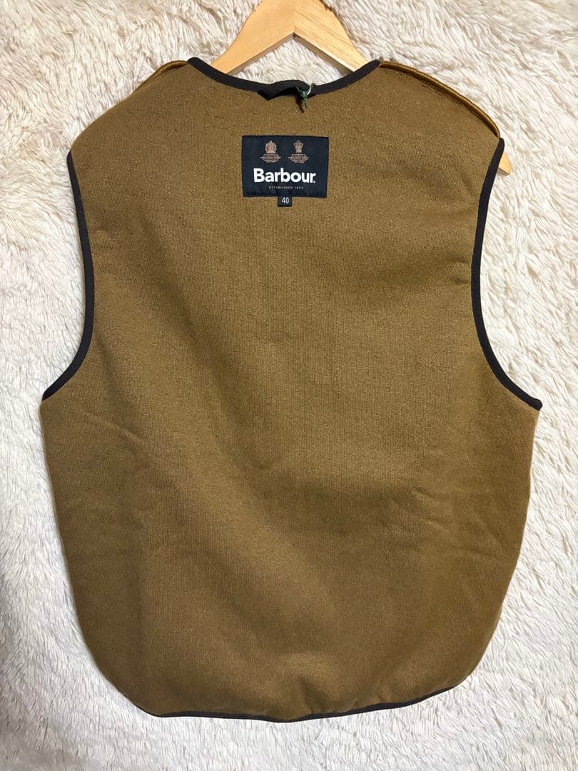 新品 タグ付きBarbour ファーライナー インナーベスト 40 ワイド