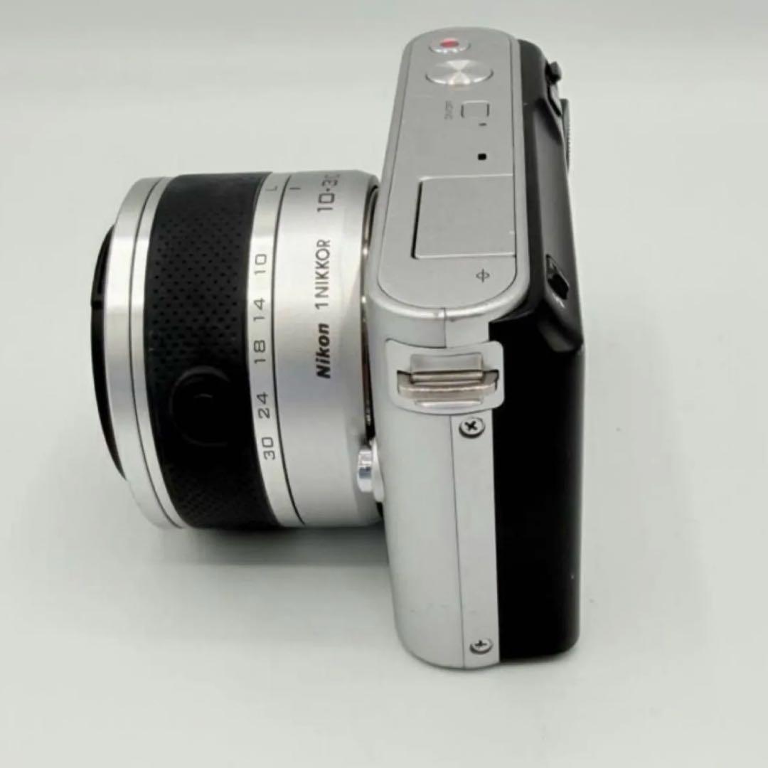 Nikon 1 J1 ニコン　デジタルカメラ　レンズ　シルバー　ボディ　箱あり