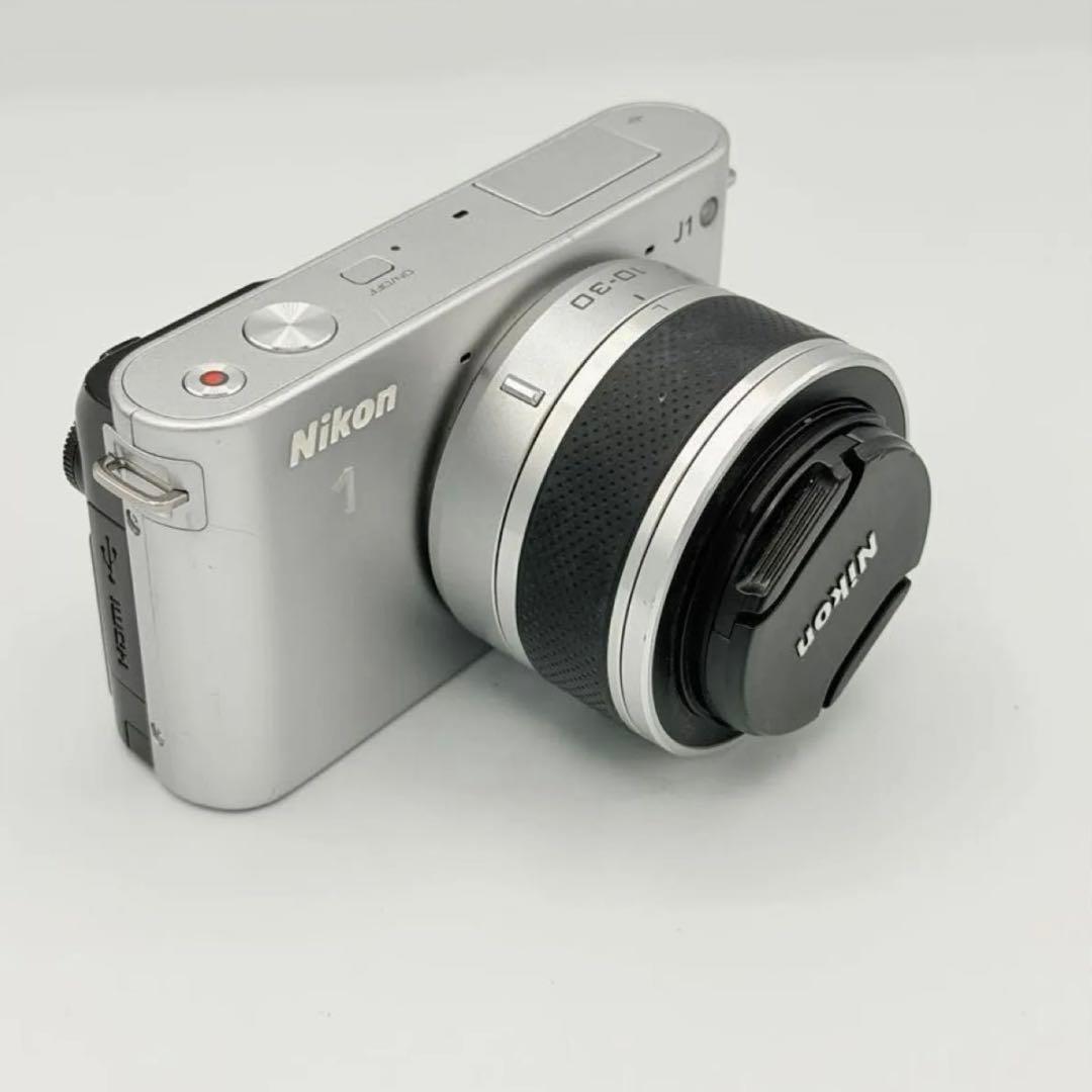 Nikon 1 J1 ニコン　デジタルカメラ　レンズ　シルバー　ボディ　箱あり