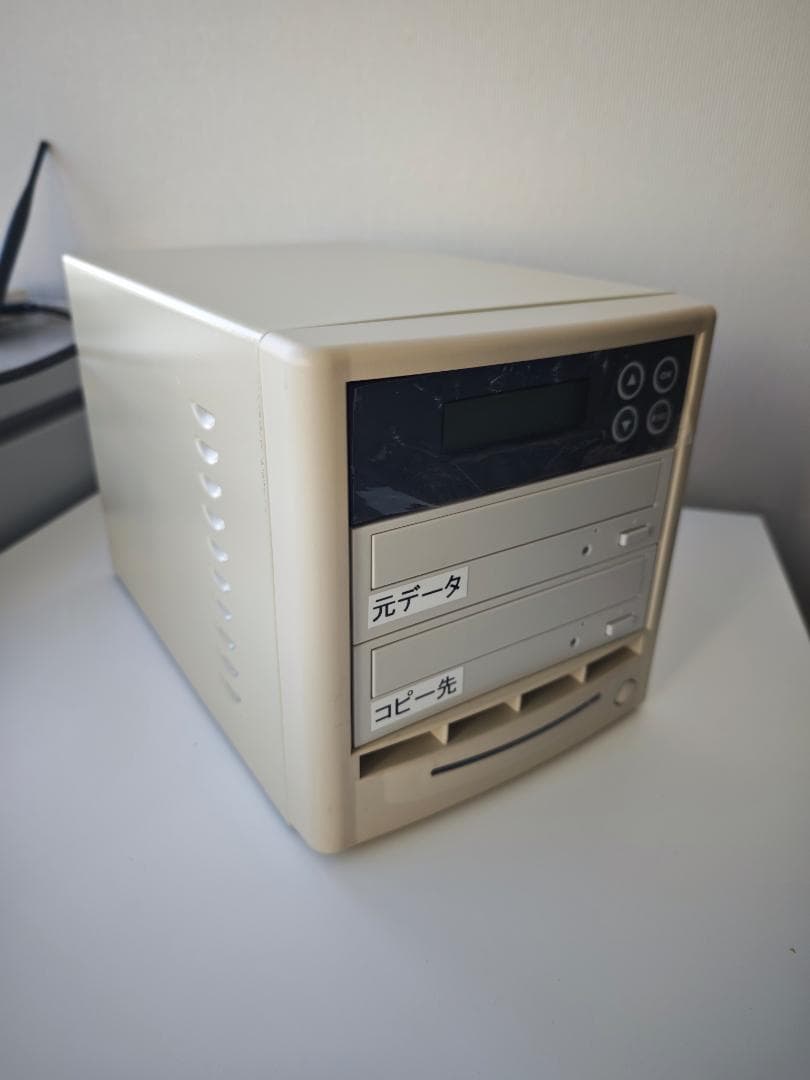 DVD/CDデュプリケーター 1:1 SATA