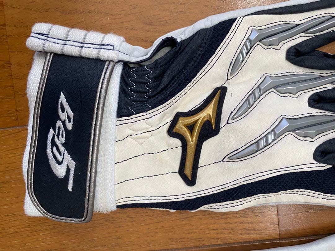 プロ野球　和田一浩選手　バッティンググローブ　実使用