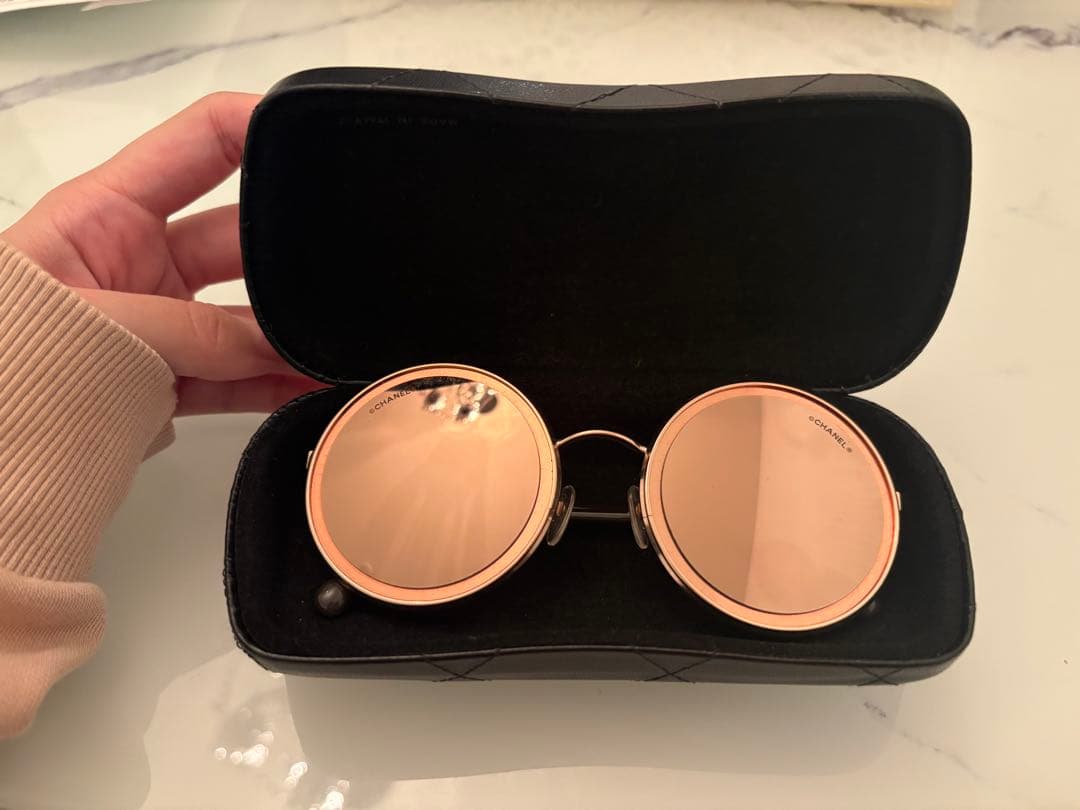 CHANEL ピンクラウンドサングラス ケース　箱付き