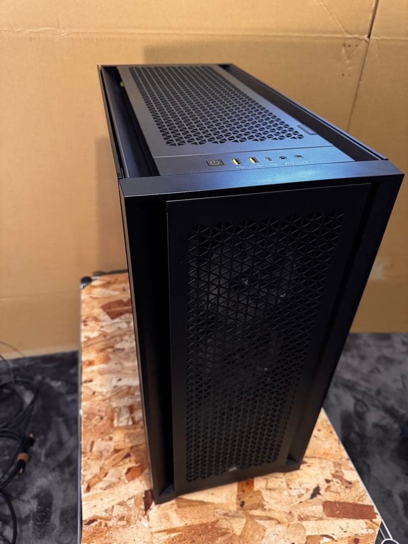 Corsair 5000D +RGBファンx9 +RGBファンコントローラー