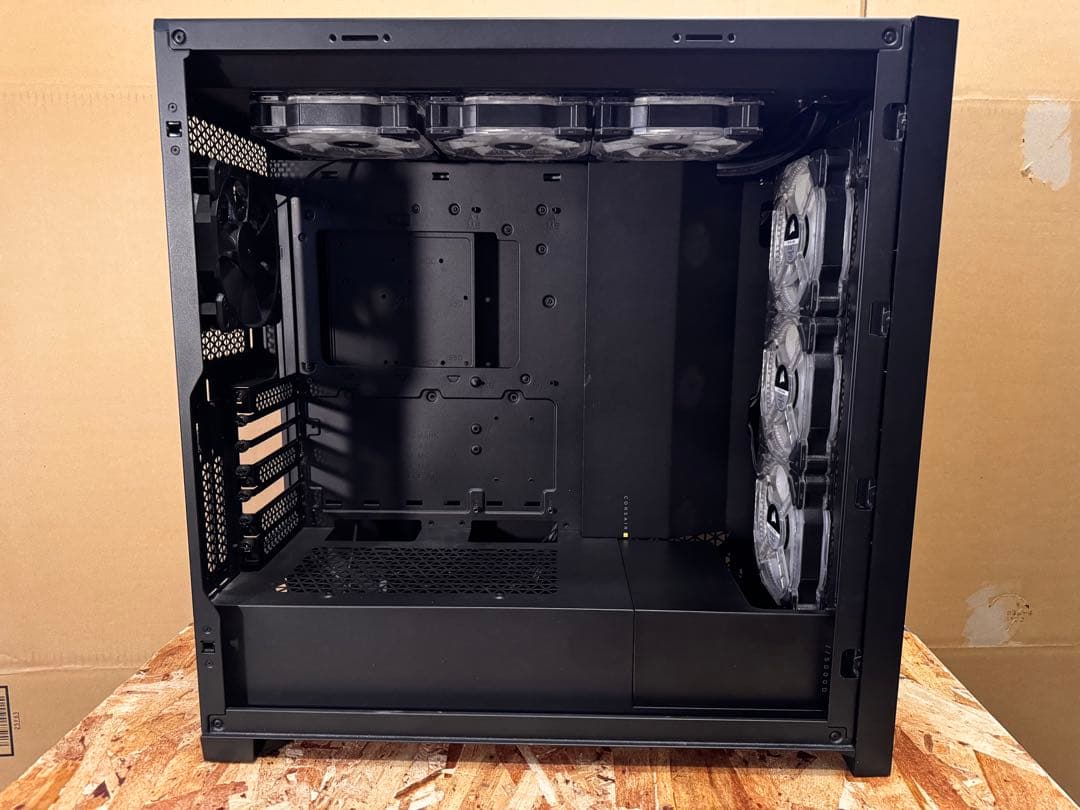 Corsair 5000D +RGBファンx9 +RGBファンコントローラー